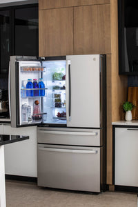 GE 36” 28.7 Cu. Ft. French-Door Refrigerator - Fingerprint Resistant Stainless Steel - PGE29BYTFS | Réfrigérateur GE de 28,7 pi3 et de 36 po à portes françaises - acier inoxydable résistant aux traces de doigts - PGE29BYTFS | PGE29BYS