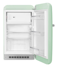 Smeg 4.31 Cu. Ft. Retro Compact Refrigerator - FAB10URPG3|Réfrigérateur compact Smeg rétro de 4,31 pi3 - FAB10URPG3