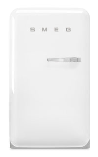 Smeg 4.31 Cu. Ft. Retro Compact Refrigerator - FAB10ULWH3|Réfrigérateur compact Smeg rétro de 4,31 pi3 - FAB10ULWH3