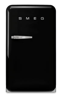 Smeg 4.31 Cu. Ft. Retro Compact Refrigerator - FAB10URBL3|Réfrigérateur compact Smeg rétro de 4,31 pi3 - FAB10URBL3