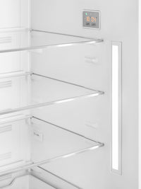 Smeg 18 Cu. Ft. Retro Bottom-Freezer Refrigerator - FAB38URPG|Réfrigérateur Smeg rétro de 18 pi3 à congélateur inférieur - FAB38URPG