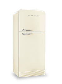 Smeg 19.28 Cu. Ft. Retro Top-Freezer Refrigerator - FAB50URCR3|Réfrigérateur Smeg rétro de 19,28 pi3 à congélateur supérieur - FAB50URCR3