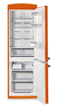 Classic Retro by Unique 24" 12 Cu. Ft. Bottom-Freezer Refrigerator - Creamsicle Orange - UGP-340L O AC | Réfrigérateur rétro Classic Rétro par Unique de 24 po et de 12 pi3 à congélateur inférieur sans givre - orange creamsicle - UGP-340L O AC | U340LOAC