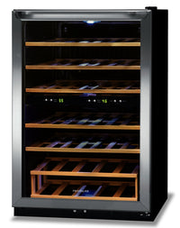 Frigidaire 21.5" 4.4 Cu. Ft. 45 Bottle Two-Zone Wine Cooler Refrigerator - Stainless Steel - FRWW454… | Réfrigérateur Frigidaire de 4,4 pi³ et de 21,5 po avec refroidisseur à vin à 2 zones à 45 bouteilles…