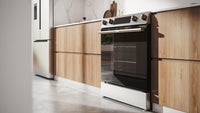 Bosch 30" 5.8 Cu. Ft. 100 Series Electric Range with Rapid Preheat and Air Fry - Stainless Steel - HEF1050MC | Cuisinière électrique Bosch série 100 de 5,8 pi3 et de 30 po avec préchauffage rapide et friture à air - acier inoxydable - HEF1050MC | HEF105MC