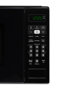 Danby 0.7 Cu. Ft. Countertop Microwave with Auto Defrost - Black - DBMW0721BBB | Four à micro-ondes de comptoir Danby de 0,7 pi³ avec dégivrage automatique - noir - DBMW0721BBB | DBMW07BB