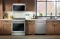 Maytag 5.8 Cu. Ft. Gas Range with Air Fry and AquaLift® - Fingerprint Resistant Stainless Steel - MG… | Cuisinière à gaz Maytag de 5,8 pi³ avec friture à air et technologie AquaLiftMD - acier inoxydable r…