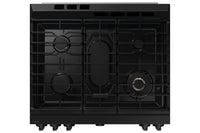 Samsung 6 Cu. Ft. Smart Gas Slide In Range with Oven Camera - White Glass - NSG6DB870012AA | Cuisinière intelligente à gaz encastrée Samsung de 6 pi³ avec caméra de four - verre blanc - NSG6DB8…